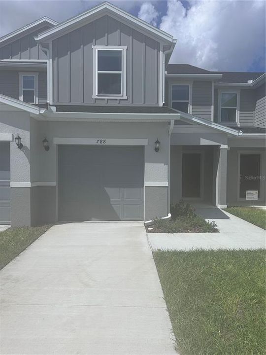 Recently Sold: $355,317 (3 beds, 2 baths, 1687 Square Feet)