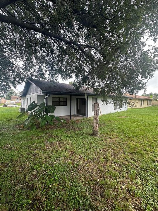 For Sale: $250,000 (3 beds, 2 baths, 1351 Square Feet)