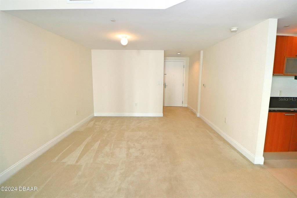 For Rent: $2,000 (2 beds, 2 baths, 1660 Square Feet)