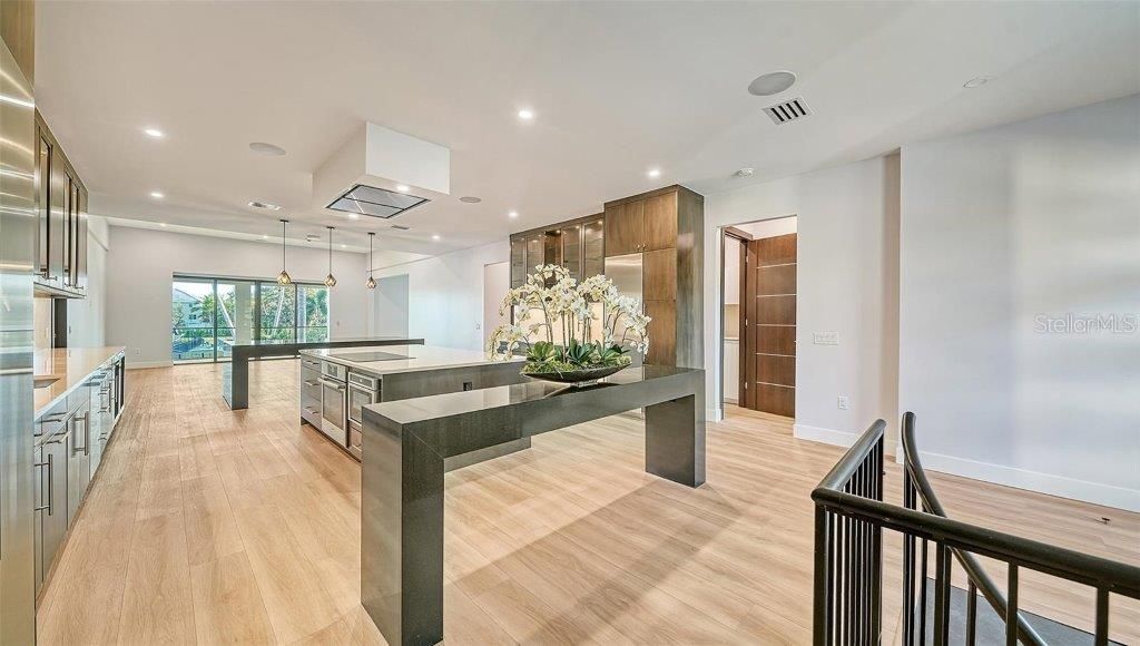 En Venta: $3,795,000 (4 camas, 4 baños, 3070 Pies cuadrados)