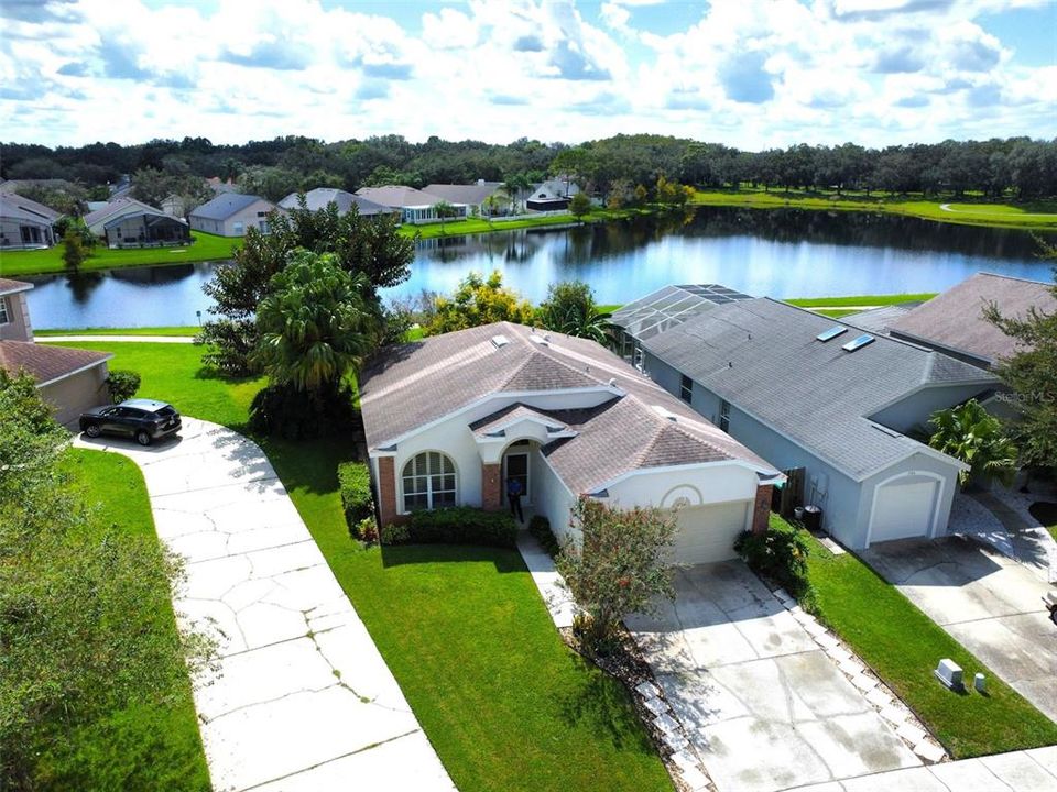 Active With Contract: $375,000 (3 beds, 2 baths, 1385 Square Feet)