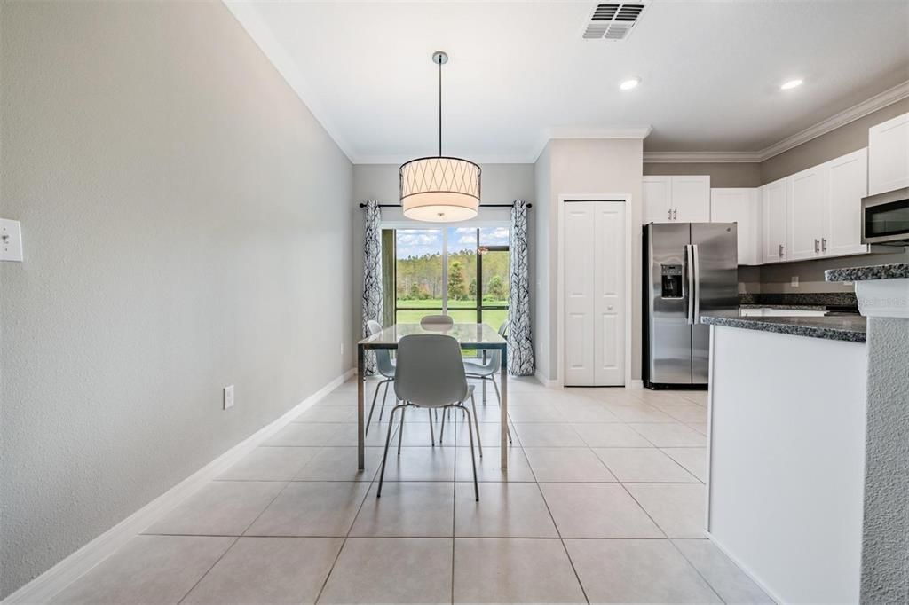 For Sale: $345,000 (2 beds, 2 baths, 1513 Square Feet)