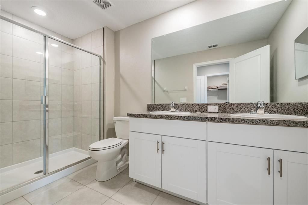 For Sale: $345,000 (2 beds, 2 baths, 1513 Square Feet)