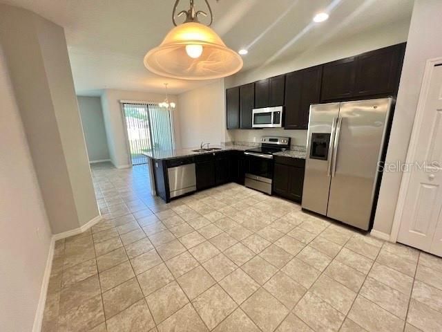 For Rent: $2,100 (3 beds, 2 baths, 1744 Square Feet)