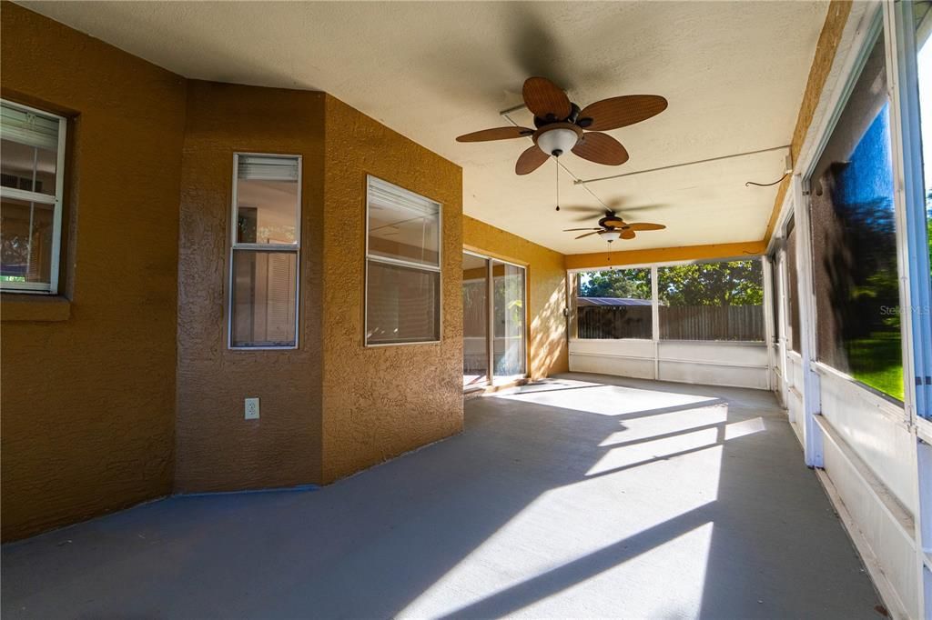 For Sale: $459,900 (4 beds, 2 baths, 2109 Square Feet)