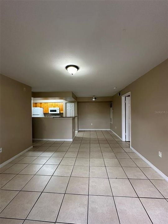 For Rent: $1,650 (2 beds, 2 baths, 937 Square Feet)