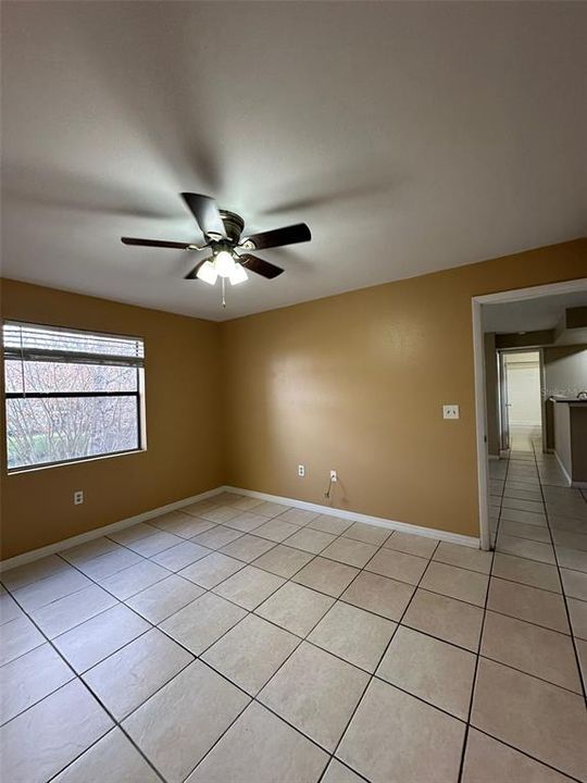 For Rent: $1,650 (2 beds, 2 baths, 937 Square Feet)