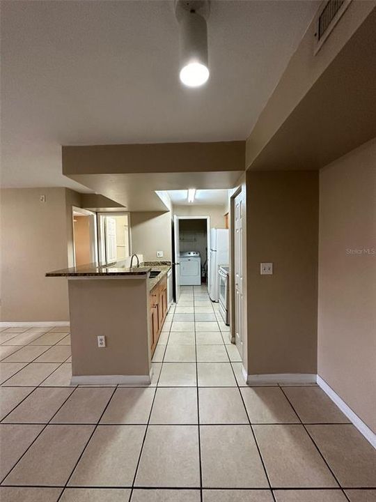 For Rent: $1,650 (2 beds, 2 baths, 937 Square Feet)