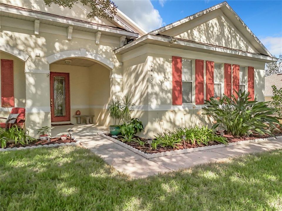 For Sale: $500,000 (3 beds, 3 baths, 2719 Square Feet)