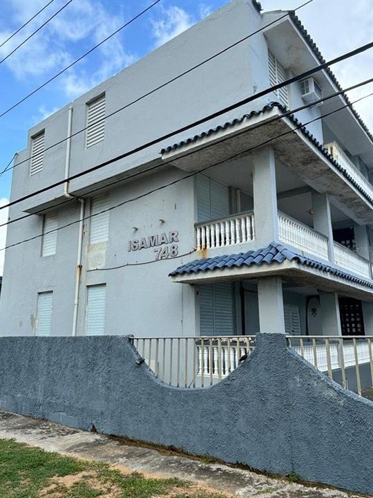 En Venta: $395,000 (3 camas, 2 baños, 1618 Pies cuadrados)