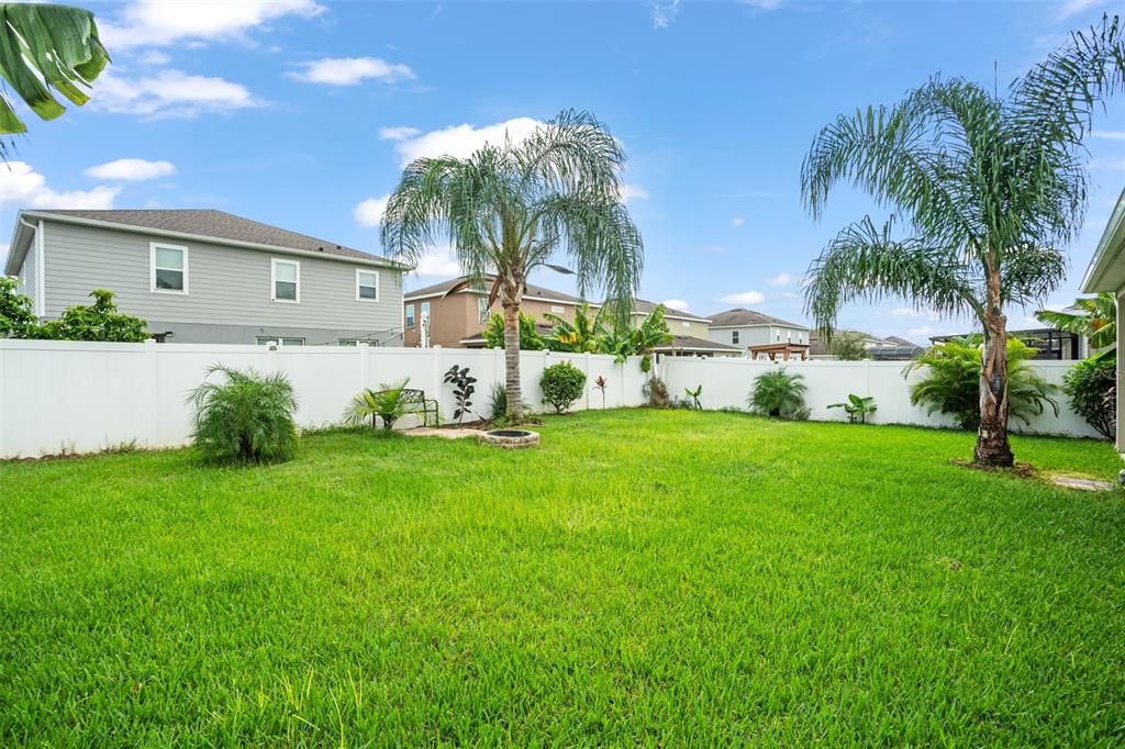 For Sale: $535,000 (3 beds, 2 baths, 2551 Square Feet)