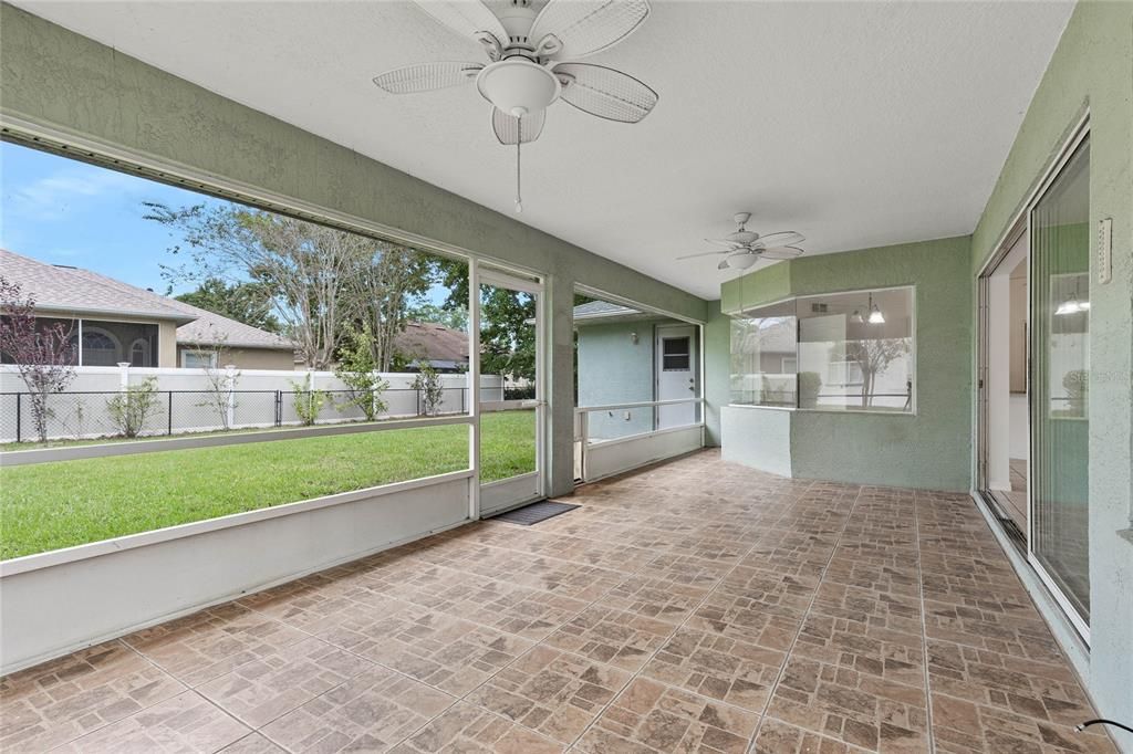 For Sale: $349,900 (3 beds, 2 baths, 1795 Square Feet)