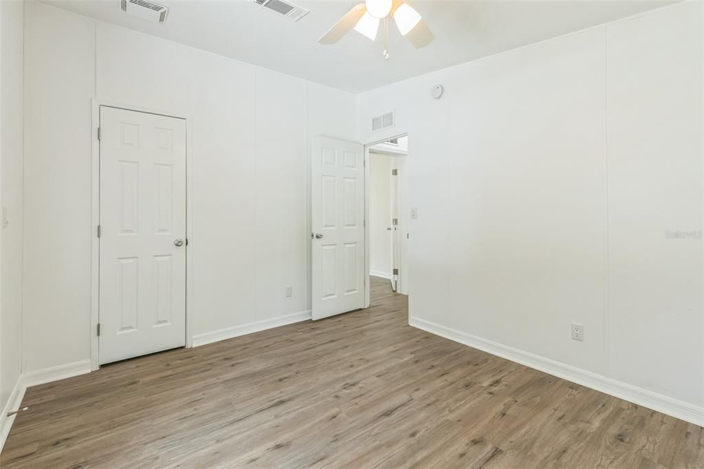 For Sale: $249,990 (3 beds, 2 baths, 1512 Square Feet)