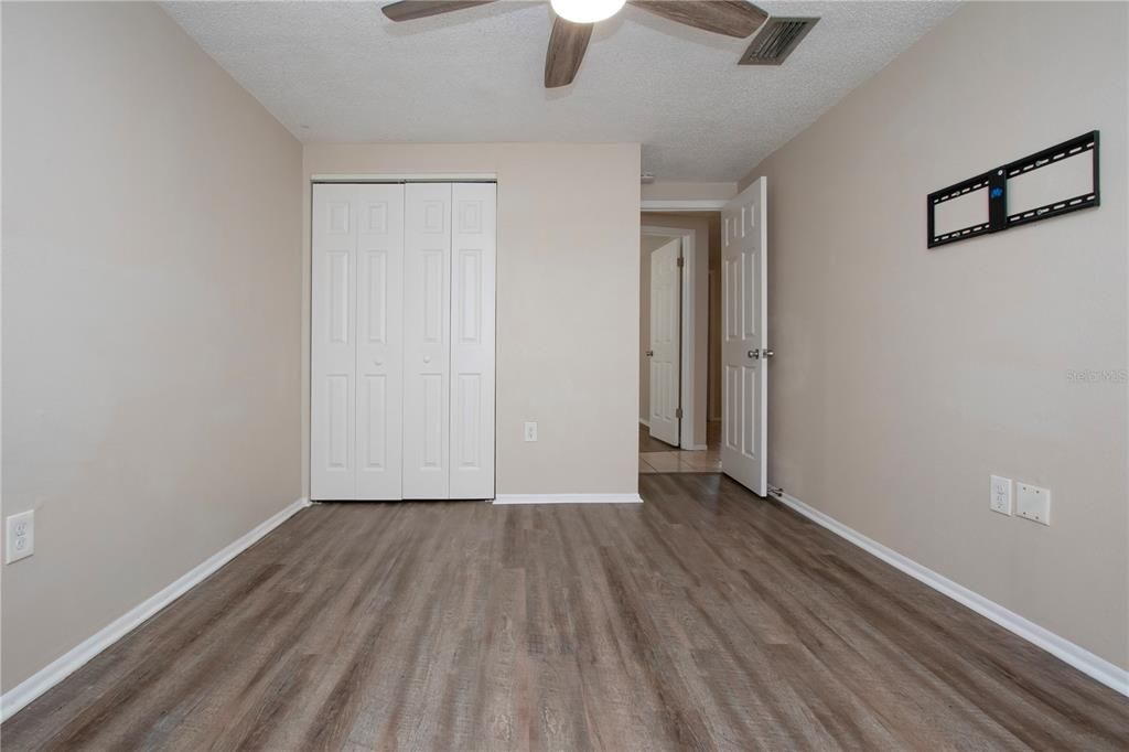 For Rent: $1,800 (3 beds, 2 baths, 1032 Square Feet)