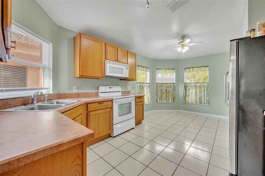 For Sale: $269,000 (2 beds, 2 baths, 1507 Square Feet)