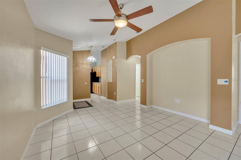 For Sale: $269,000 (2 beds, 2 baths, 1507 Square Feet)