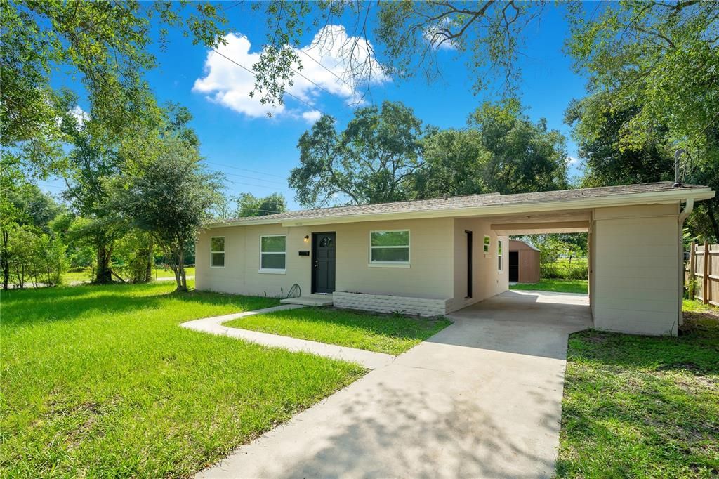 For Sale: $229,900 (3 beds, 1 baths, 837 Square Feet)