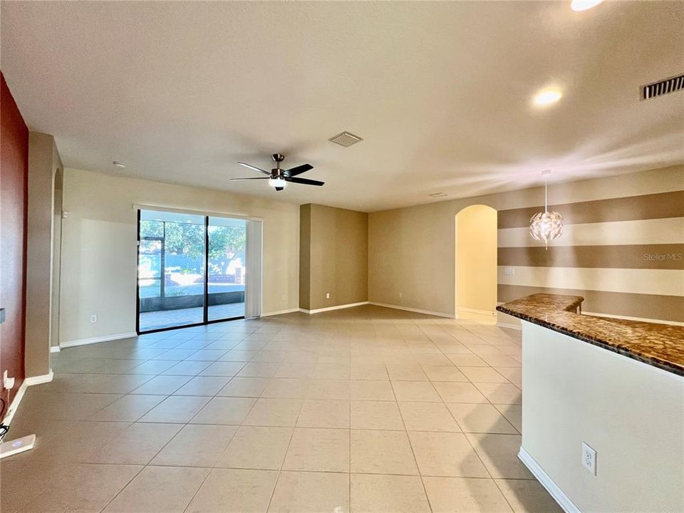 For Rent: $3,100 (4 beds, 3 baths, 2222 Square Feet)