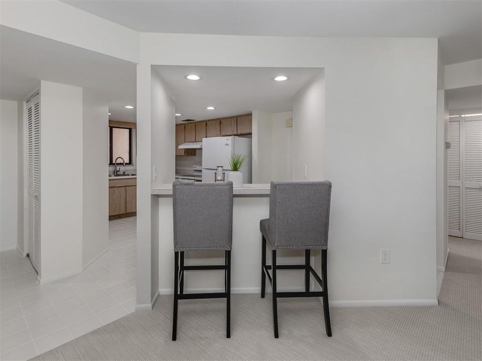 For Sale: $255,000 (2 beds, 2 baths, 1347 Square Feet)