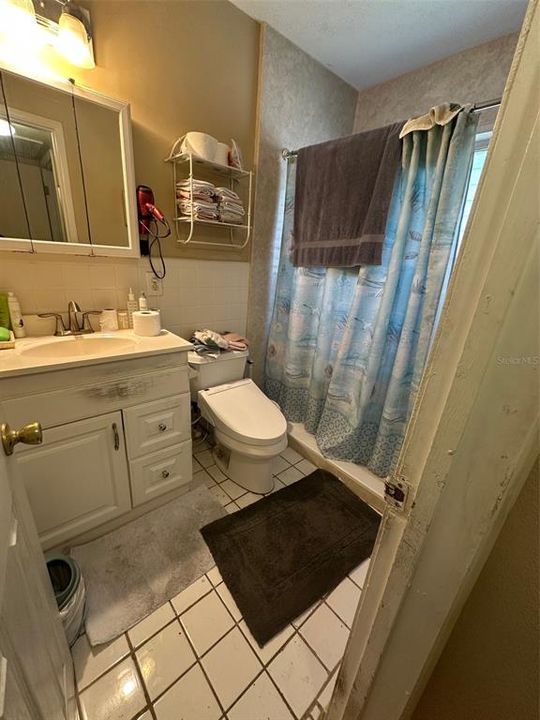 house has one bathroom