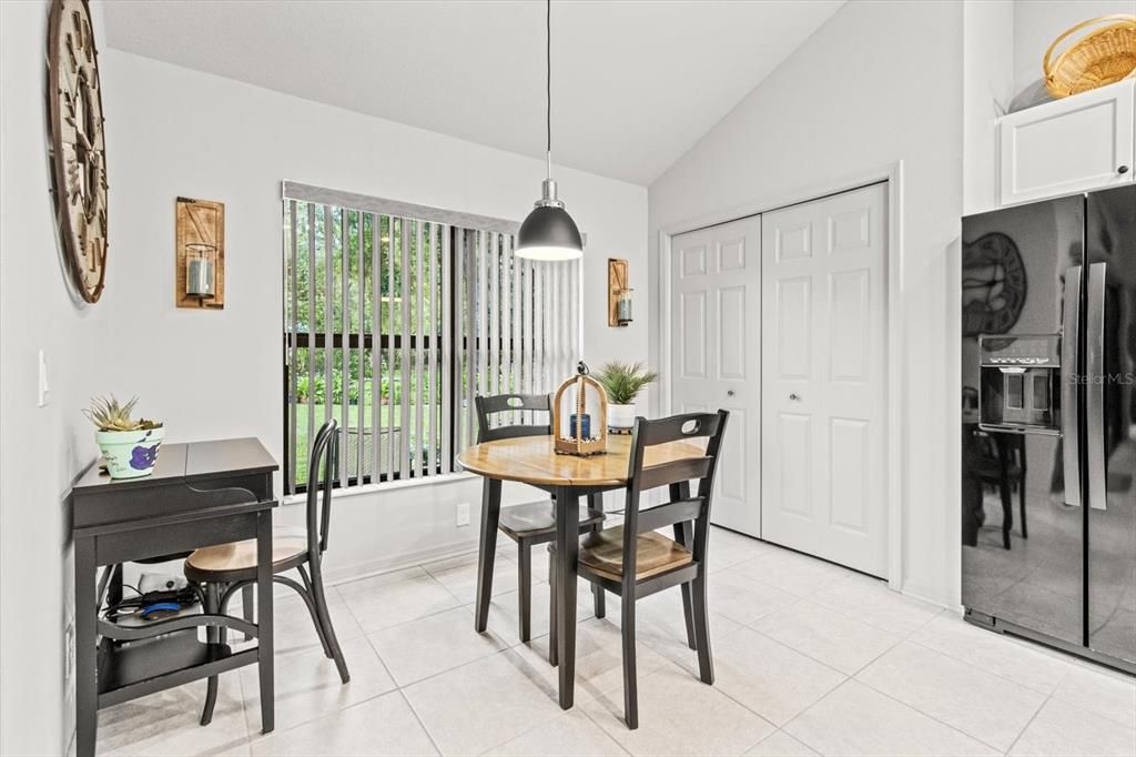 For Sale: $339,900 (3 beds, 2 baths, 1726 Square Feet)