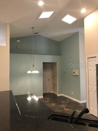 For Rent: $2,495 (3 beds, 2 baths, 1806 Square Feet)