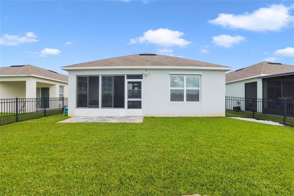 For Sale: $362,211 (3 beds, 2 baths, 1651 Square Feet)