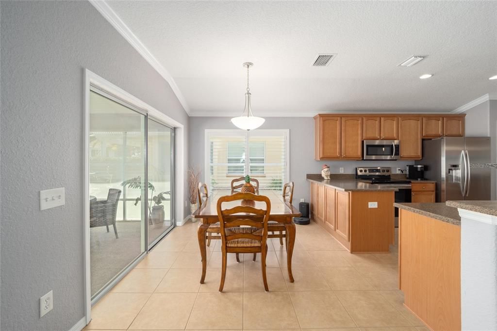 For Sale: $337,750 (3 beds, 2 baths, 1720 Square Feet)