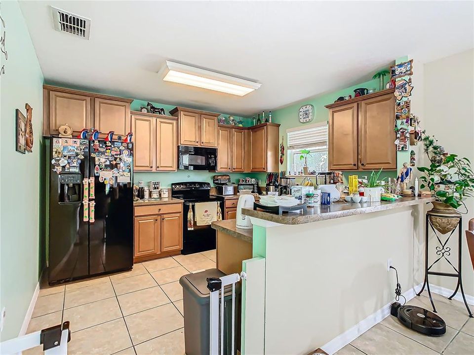 For Sale: $380,000 (4 beds, 2 baths, 1887 Square Feet)