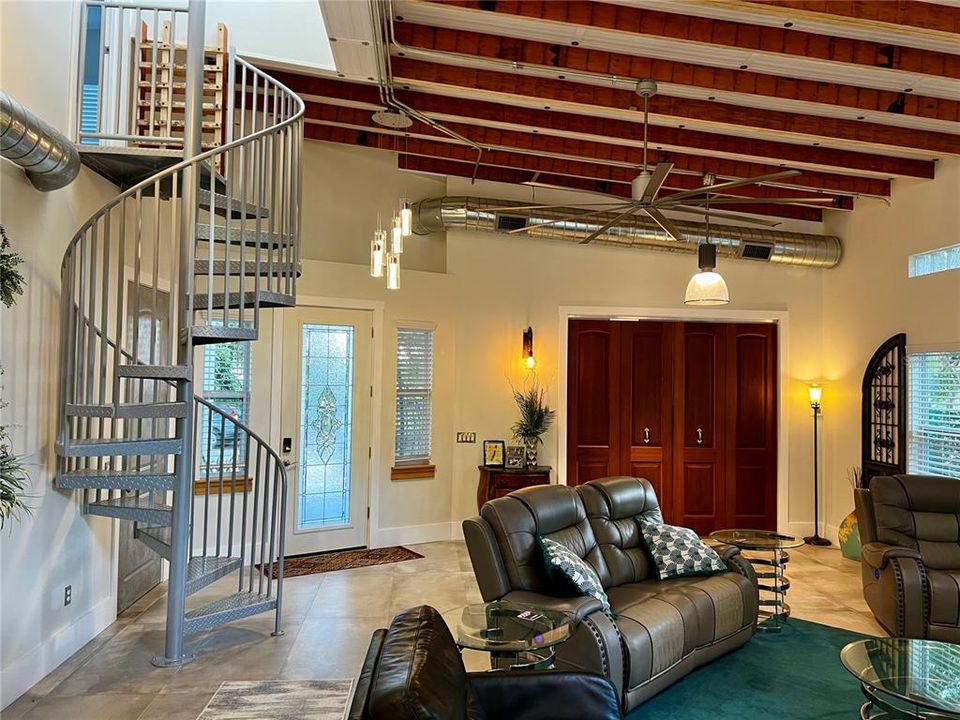 Living Room with view to the front door