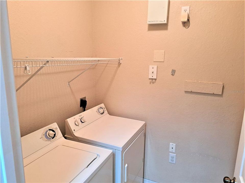 For Rent: $1,600 (2 beds, 2 baths, 1045 Square Feet)