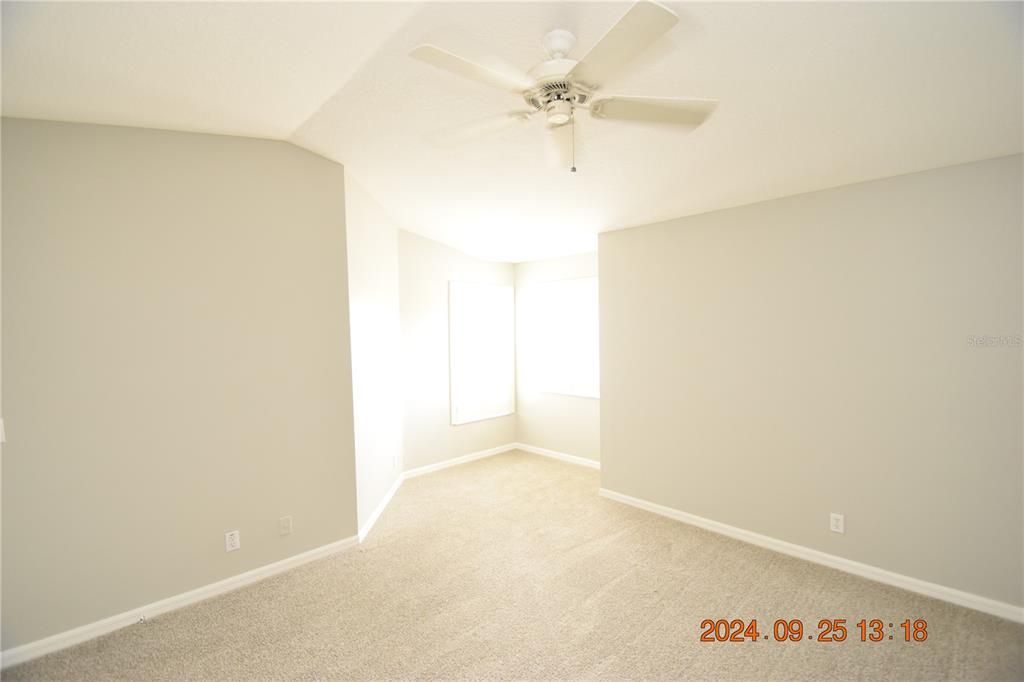 For Rent: $2,250 (3 beds, 2 baths, 1684 Square Feet)