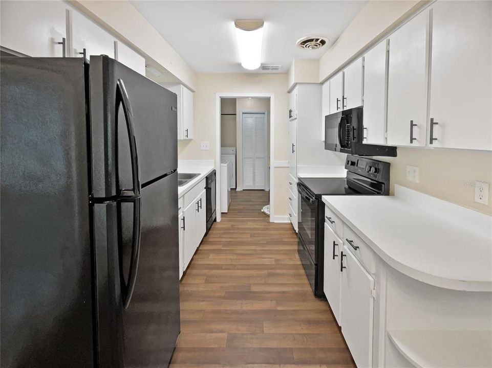 For Sale: $312,000 (2 beds, 2 baths, 1134 Square Feet)