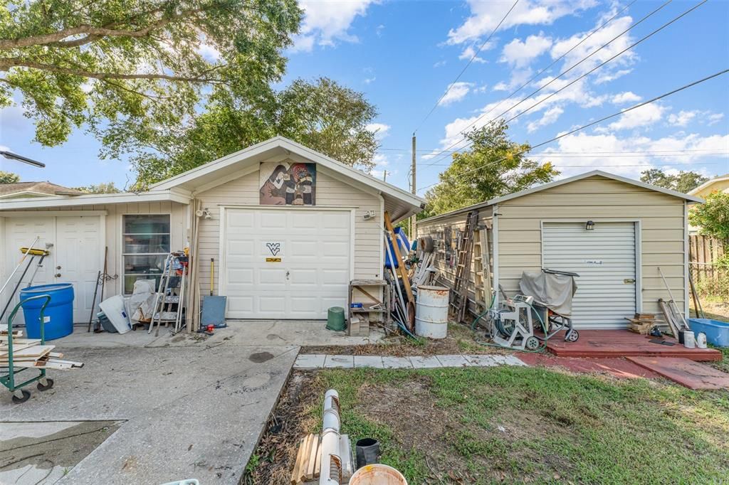 For Sale: $425,000 (3 beds, 2 baths, 2103 Square Feet)