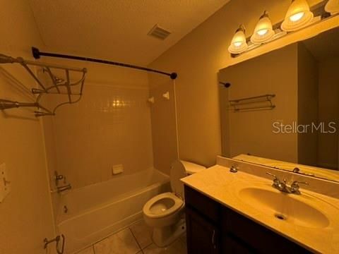 For Rent: $1,900 (2 beds, 2 baths, 1130 Square Feet)