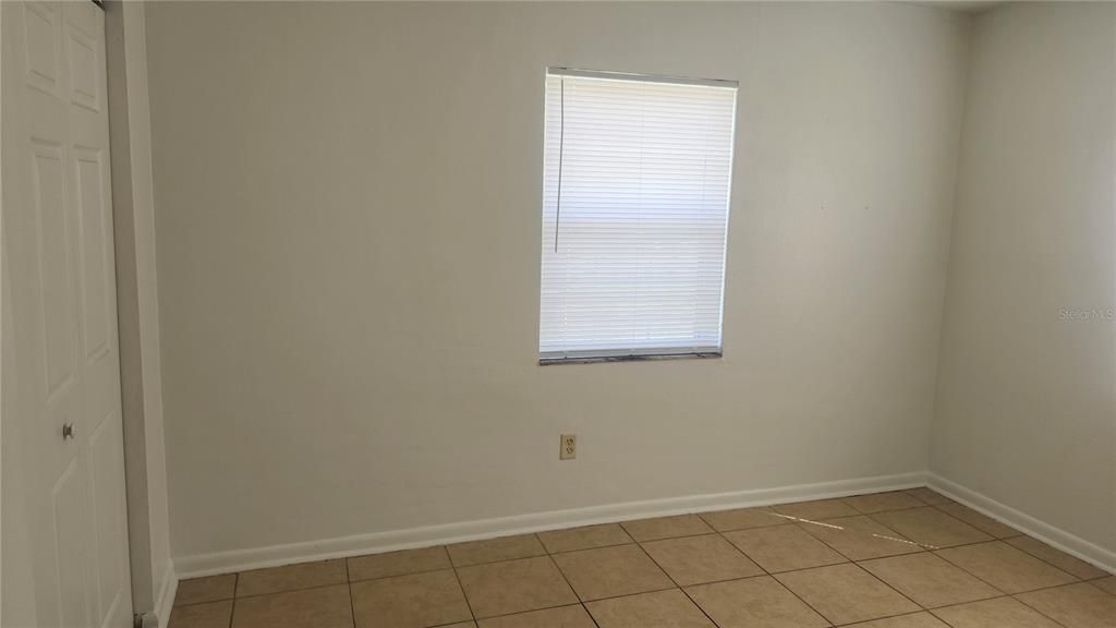 For Rent: $1,550 (2 beds, 1 baths, 816 Square Feet)