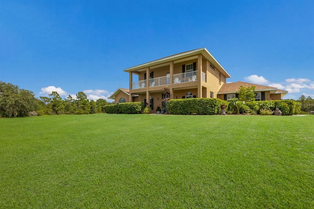 For Sale: $1,250,000 (3 beds, 2 baths, 2872 Square Feet)