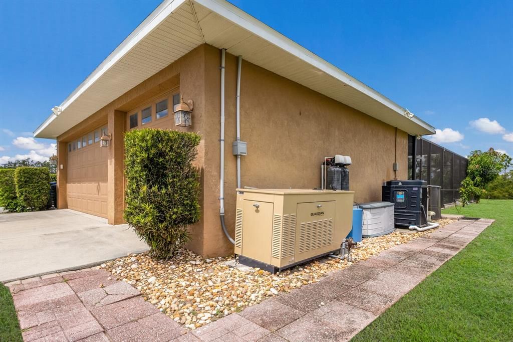 For Sale: $1,250,000 (3 beds, 2 baths, 2872 Square Feet)