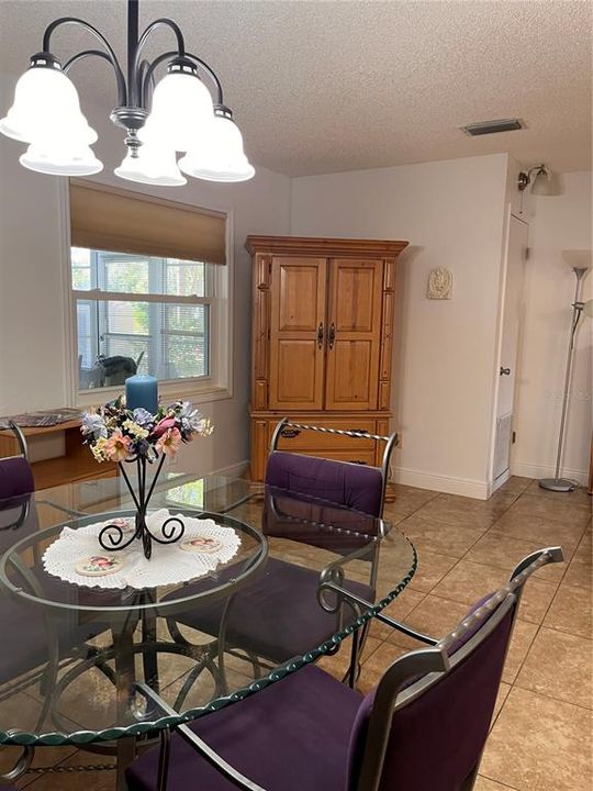 For Rent: $1,700 (2 beds, 2 baths, 1490 Square Feet)