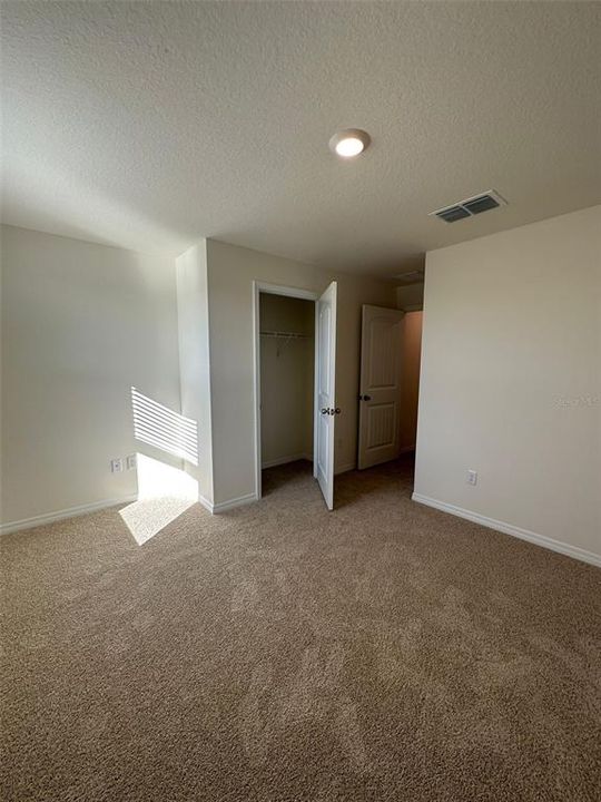 For Rent: $3,000 (3 beds, 2 baths, 1817 Square Feet)