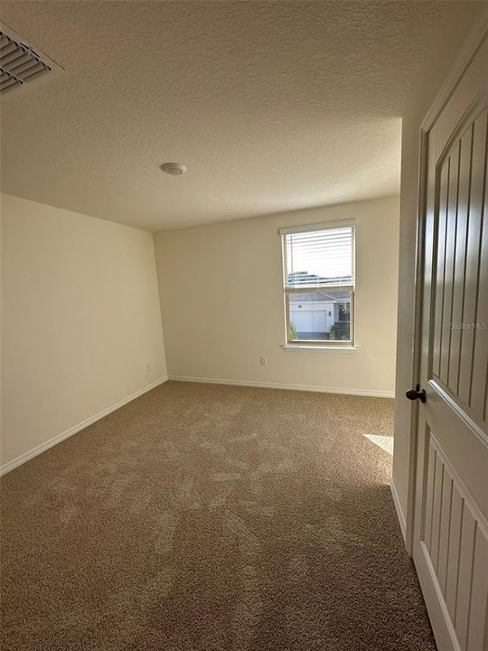 For Rent: $3,000 (3 beds, 2 baths, 1817 Square Feet)