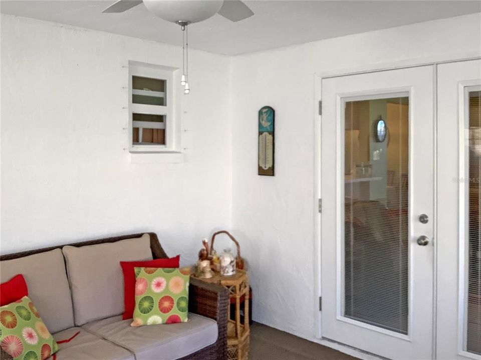 For Sale: $270,000 (2 beds, 2 baths, 1125 Square Feet)