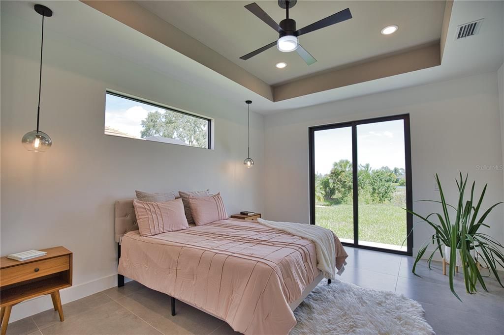 Tray ceiling with upgraded lighting and fan