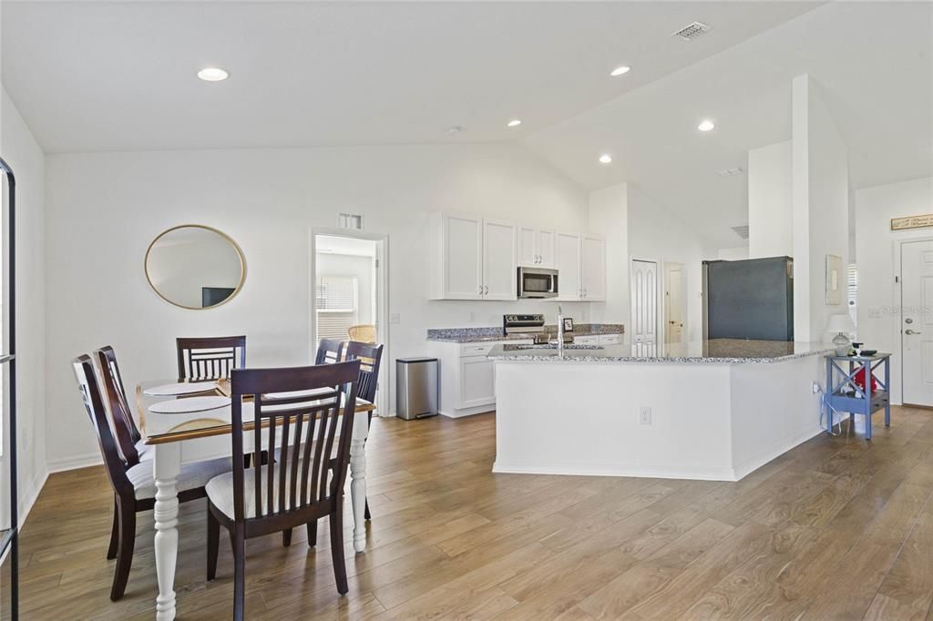 The family chef will delight in the desirable shaker style cabinetry, STAINLESS STEEL APPLIANCES, granite counters, breakfast nook and the closet pantry gives you additional storage.