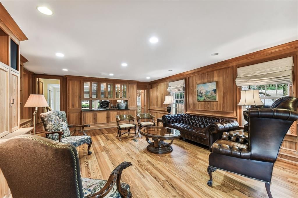 For Sale: $6,500,000 (5 beds, 5 baths, 6009 Square Feet)