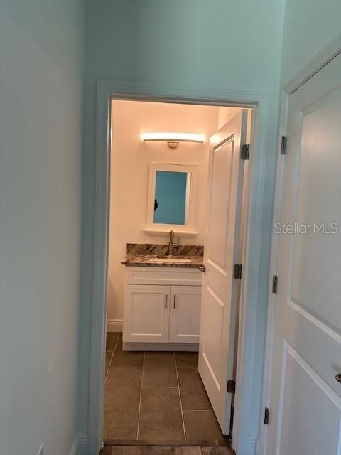 For Rent: $1,600 (3 beds, 2 baths, 1215 Square Feet)