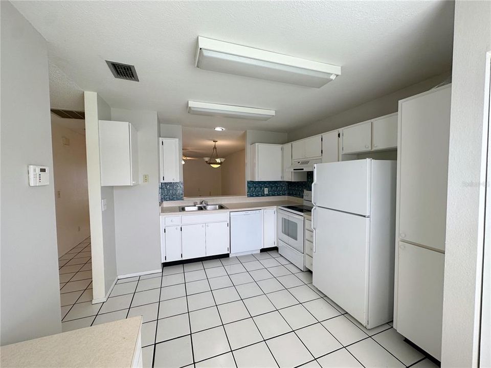 For Rent: $1,650 (2 beds, 2 baths, 1005 Square Feet)