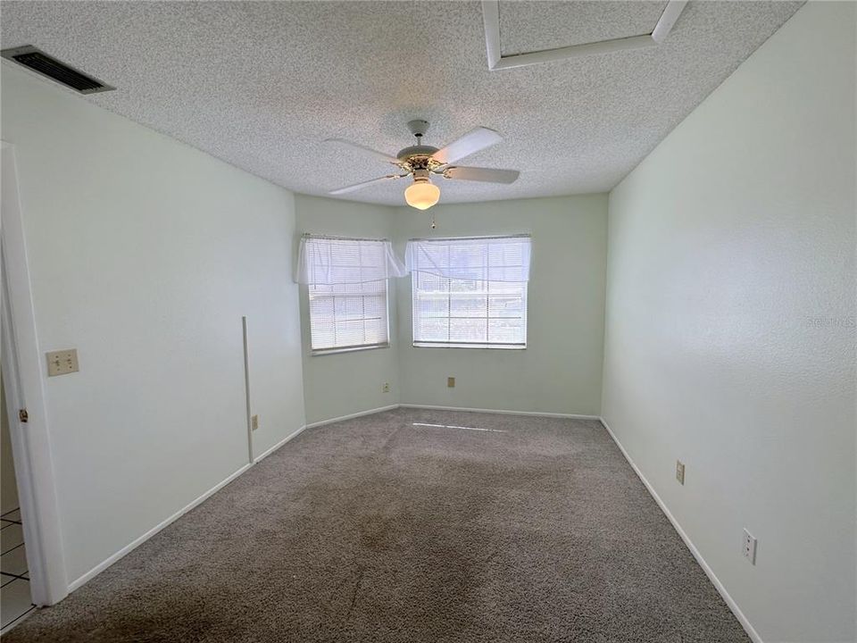 For Rent: $1,650 (2 beds, 2 baths, 1005 Square Feet)