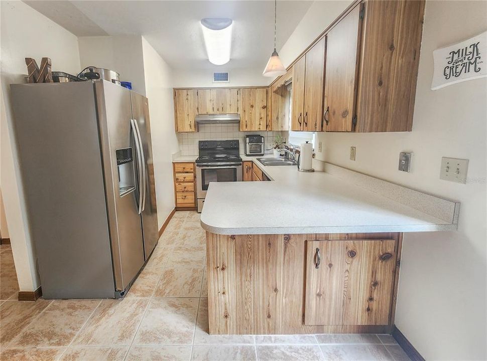 For Sale: $199,000 (2 beds, 2 baths, 1236 Square Feet)