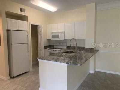 For Sale: $289,000 (2 beds, 1 baths, 1116 Square Feet)